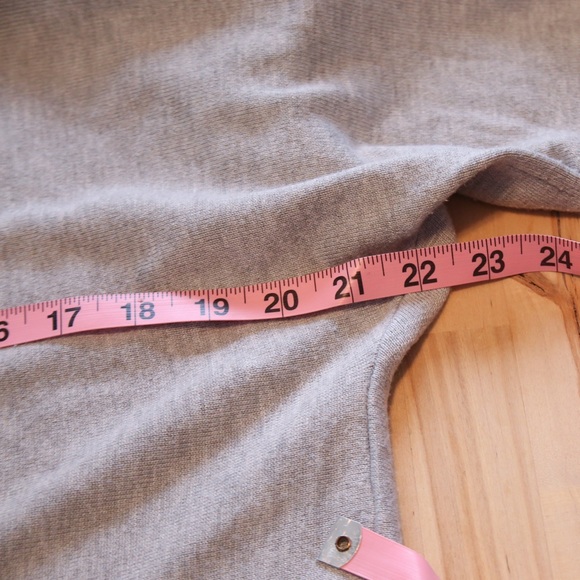 Chelsea & Theodore 1X Light Gray Cowl Neck Tunic Sweater | Plus Size Knit Top - Picture 6 of 9